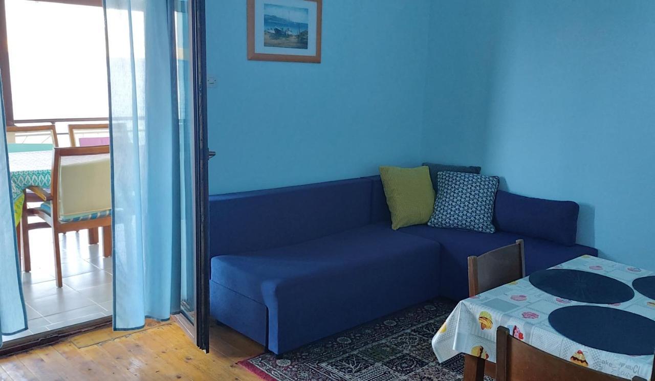 Apartmani Ana 카를로바크 외부 사진